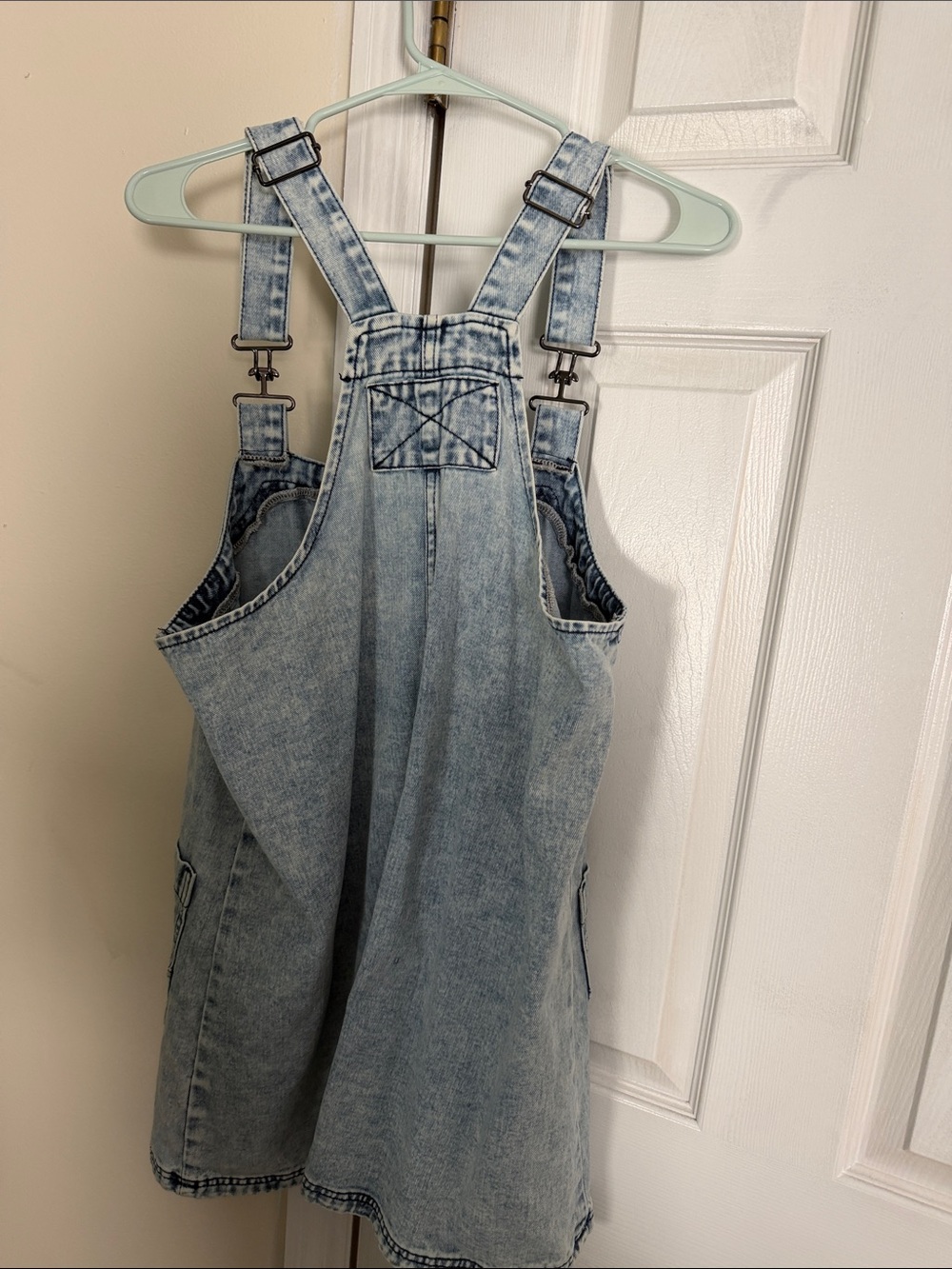 Light Wash Denim overall dress-like new - Picture 2 of 3